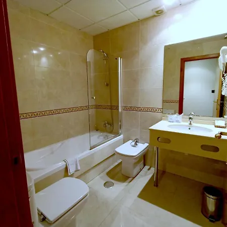 Galaico Hotel 2*
